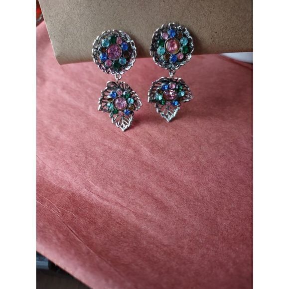 Pastel Rhinestone Dangling Leaf Clip On Earrings Silver Unmarked‎ - Picture 6 of 11